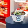 Cinereplicas Suppenschüssel Stranger Things Eiscreme-Schüssel mit Matrosenmütze Scoops Ahoy Bild 2