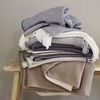 Wohndecke Relax, SCHÖNER WOHNEN-Kollektion, mit gedrehten Fransen, Kuscheldecke Bild 4
