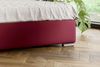 99rooms Justin Polsterbett mit Bettkasten 180x200 cm Velours MONOLITH Bordeaux Bild 4
