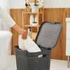 ROTHO Wäschekorb Country 2er-Set Wäschesammler 55l mit Deckel, Kunststoff (Wäschesammlerset, 2er-Set), Belüftung durch Rattan-Struktur verhindert Geruchsbildung Bild 3