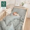 Ehrenkind Kinderbett mit Rausfallschutz aus massivem Kieferholz, Kinderbett 90x200 cm (zeitlos, hochwertig und auch für ältere Kinder geeignet, aus FSC zertifiziertem Holz), Jugendbett, Kinderbett mit Rausfallschutz Bild 2