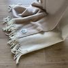 WoolOnly Plaid mit Fransen aus feiner Merinowolle (130x180 cm, Chai Latte) Bild 4