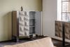 KAWOLA Highboard MARGO 2 Türen Ulme furniert grau Fuß Edelstahl gebürstet 120 x 40 x 100 cm Bild 4