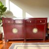 Chinesisches Sideboard Rot Dunkelrot Messingbeschlag vintage schlicht Schrank Kommode Kolonial-Stil Antik-Stil Lowboard asiatisch orientalisch Fernost shabby-chic Landhaus Bild 2