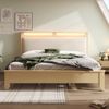 Polsterbett 140×200 cm mit LED-Kopfteilregal und Matratze, Eichefarben/Beige Bild 3