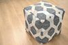 Chimera Pouf 125 Grau 45cm x 45cm Bild 2