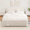 vidaXL Rutschfeste Decke aus Kunstkaninchenfell Olite Weiß Polyester 42021843 Bild 4
