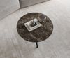 Couchtisch Delron 70x70 cm Keramik Emperador Extra Lucidato Dunkelbraun Kreuzfuß Flach Metall Schwarz Bild 4