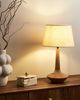Tischlampe GODAWARI Mangoholz Dunkelbraun Bild 3