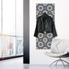 Queence Garderobe - "Eevee" Druck auf hochwertigem Arcylglas inkl. Edelstahlhaken und Aufhängung, Format: 50x120cm Bild 2