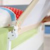 roba Bettschutzgitter Klipp-Klapp 100 cm - Rausfallschutz klappbar - 50 cm hoch - Beige Bild 5