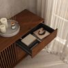 IDIMEX Sideboard ADAMO, Kommode 175 cm aus Massivholz mit Lamellenschiebetüren Kastanie Finish Bild 4