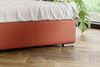 99rooms Justin Polsterbett mit Bettkasten 160x200 cm Velours MONOLITH Korallenrot Bild 2