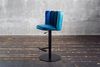 KAWOLA Barhocker JADA Drehstuhl höhenverstellbar Velvet blau 85 x 53 x 55 cm Bild 4