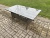 Fimous Outdoor Gartenmöbel Set Rattan Rechteckiger Esstisch mit Doppelsitzsofa Sesseln 2 Großer Hockern 2 Beistelltischen 6 Sitzer Dunkelgrau gemischt Bild 3