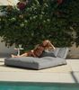 mokebo Sitzsack Outdoor Lounge 'Das Daybed' (mit Schutzhülle), Bean Bag Outdoor für Kinder & Erwachsene, Gartenliege in Steingrau Bild 3