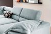 KAWOLA Sofa DELIA Ecksofa Cord hellblau mit motorischem Sitzvorzug Recamiere links 74 x 219 x 276 cm Bild 4