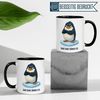 Momentals Tasse Pinguin – Ganz ganz dünnes Eis – lustiger Geschenk Becher Morgenmuffel, Gratis Versand · Links-&Rechtshänder · Spülmaschinenfest Bild 3
