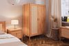 Kleiderschrank Schrank 2-türig SAGA Buche massiv 108x175x60 cm Bild 2