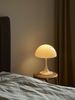 Panthella 320 Tischleuchte Opal Beige Bild 5