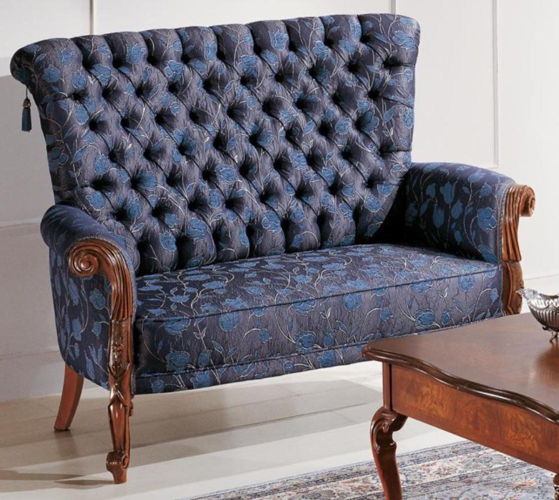 Casa Padrino Luxus Barock Hochlehnsofa mit Blumenmuster Lila / Blau / Braun 141 x 80 x H. 106 cm - Edles Wohnzimmer Sofa im Barockstil - Barock Wohnzimmer Möbel Bild 1