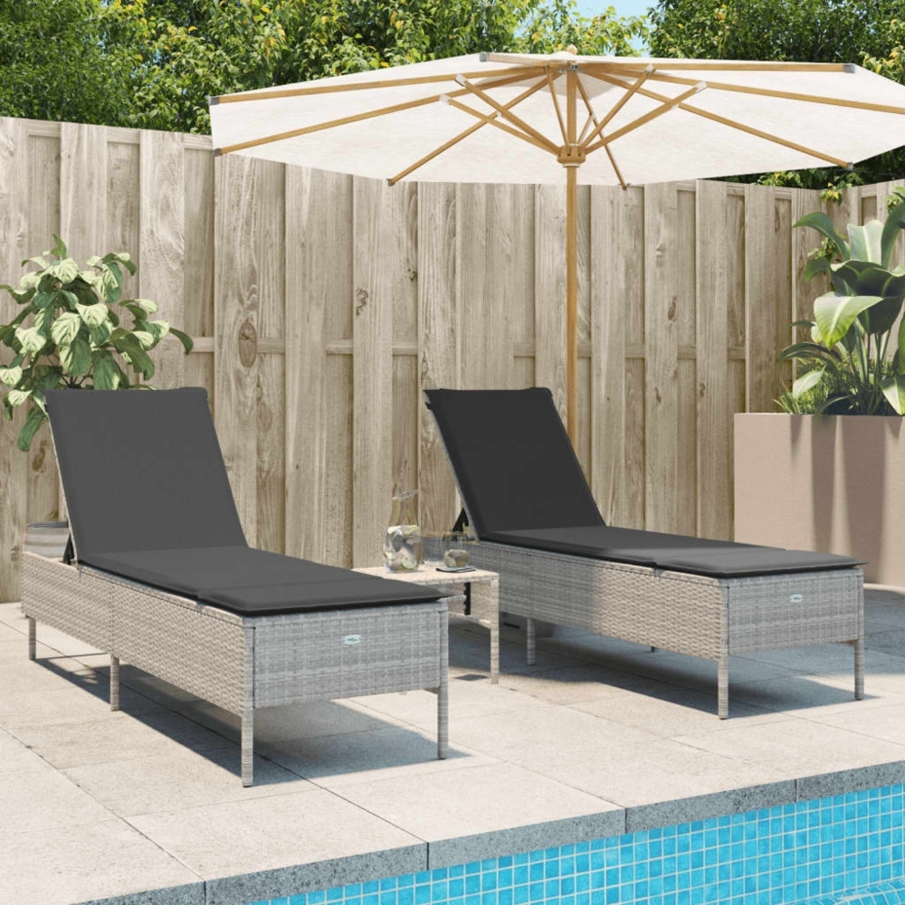 vidaXL 3-tlg. Sonnenliegen-Set mit Auflage Hellgrau Poly Rattan 3284268 Bild 1