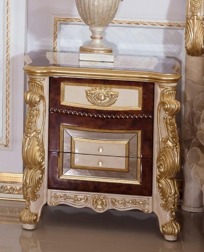 Casa Padrino Luxus Barock Nachtkommode Weiß / Beige / Braun / Gold - Prunkvoller Barock Nachttisch mit 3 Schubladen - Luxus Schlafzimmer Möbel im Barockstil - Barock Möbel - Barock Einrichtung Bild 1