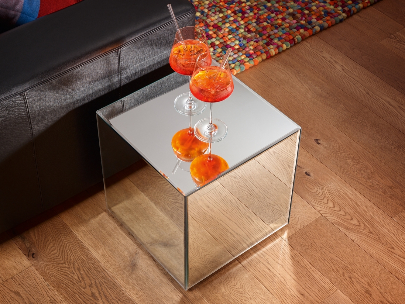 Kleiner Beistelltisch LEANA Würfel mit Spiegelglas, Höhe 45cm Bild 1