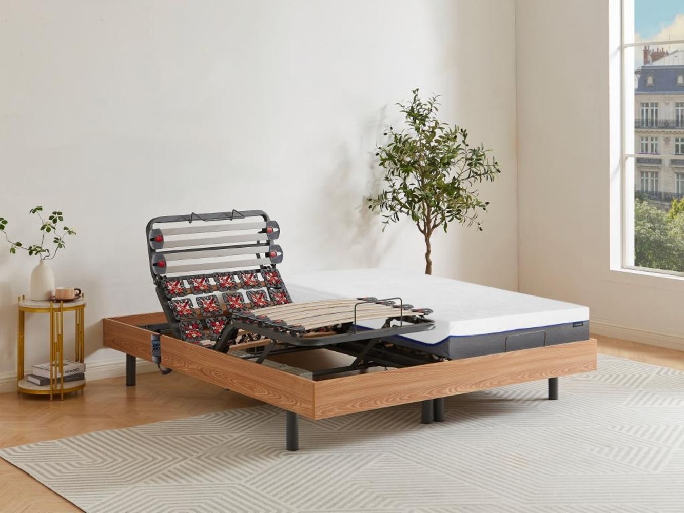 Relaxbett elektrisch - Matratzen mit Memory Schaum - DIONYSOS von YSMÉE - mit OKIN-Motor - Holzfarben natürlich - 2 x 80 x 200 cm Bild 1