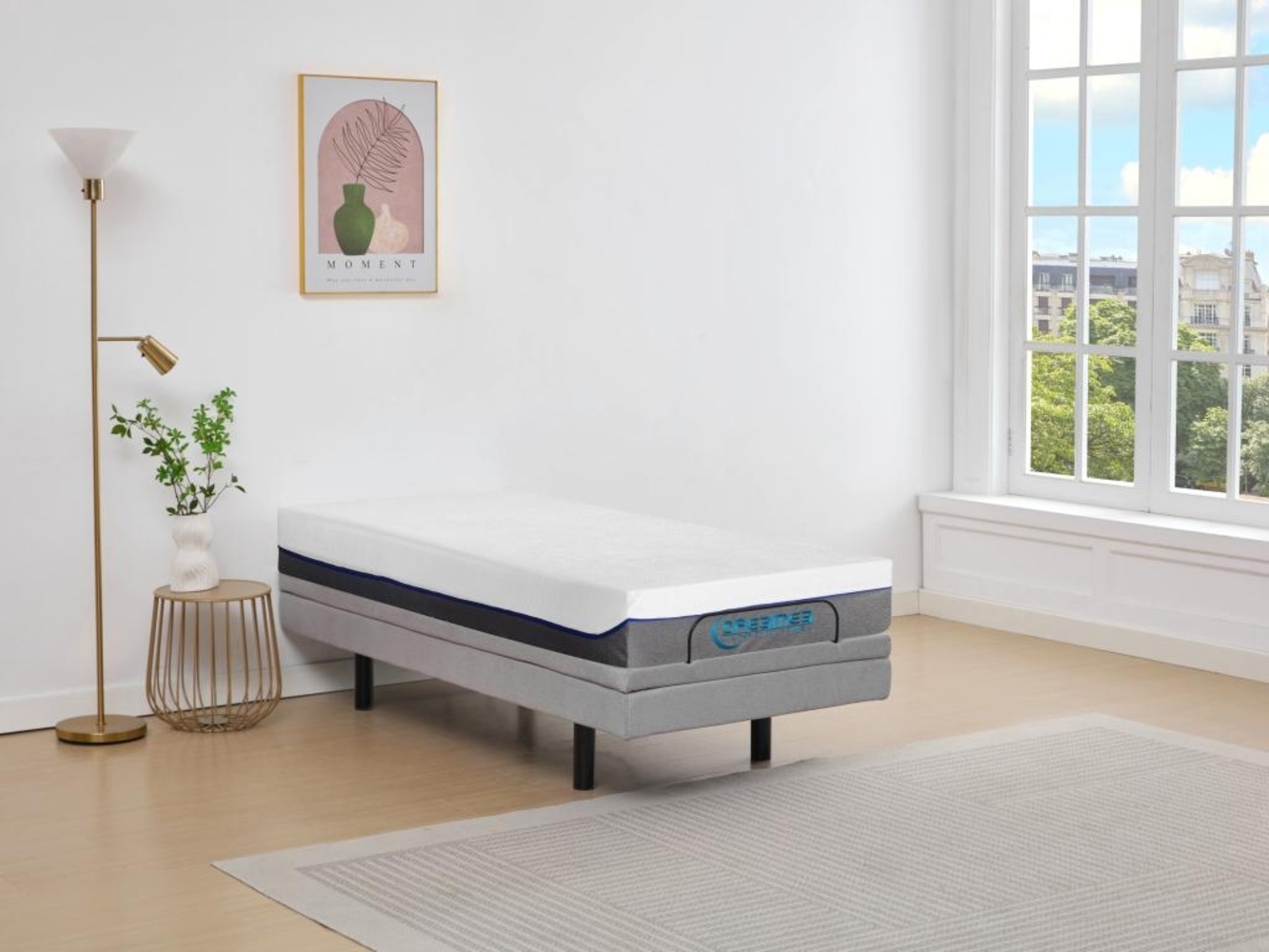 Dekoratives Bett mit elektrischer Relaxfunktion + Memory-Schaum-Matratze - 90x200 cm - Stoff - Grau - MENASINA von DREAMEA Bild 1