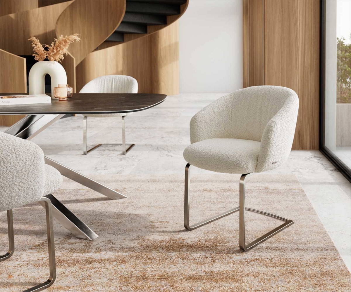 Freischwinger Caja-Flex mit Armlehnen Bouclé Weiß Freischwinger flach Edelstahl Taschenfederkern Bild 1