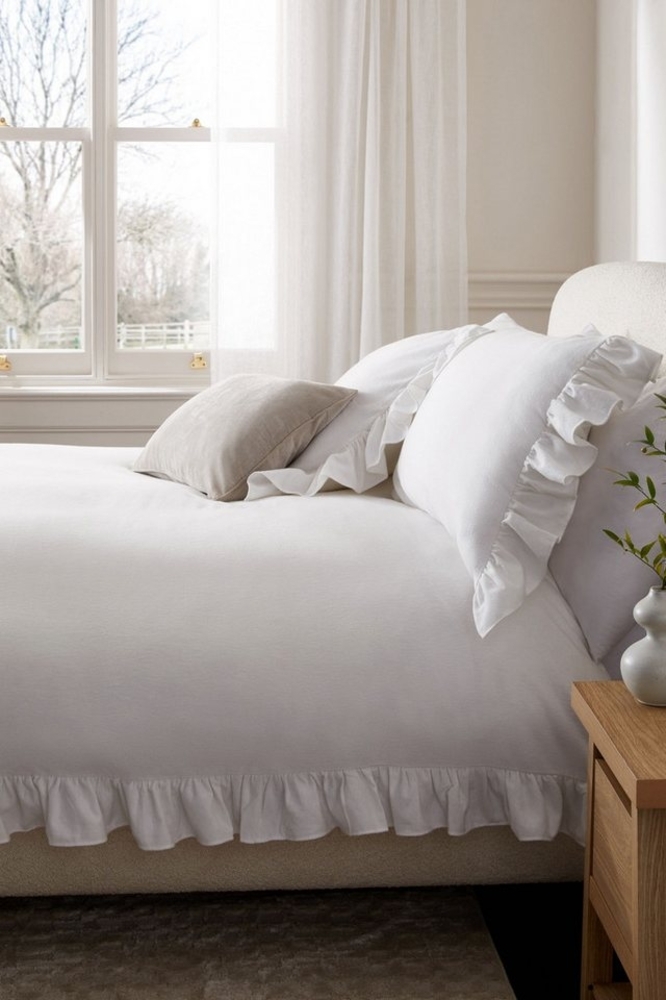 Next Bett-Set Superweiche, angeraute Bettgarnitur mit Rüschen, Bezug: Baumwolle Bild 1