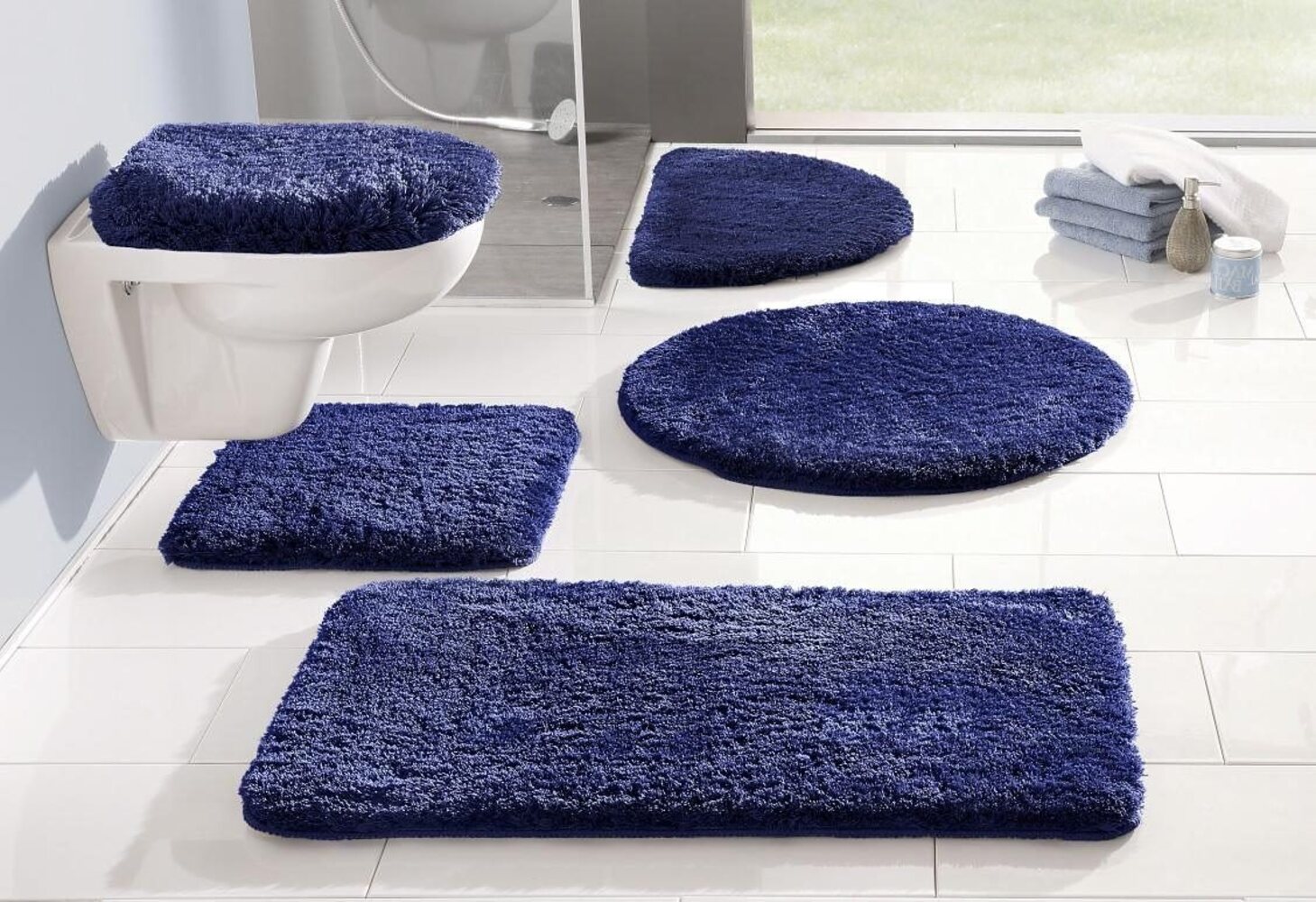 my home Badematte Merida, Badvorleger, Badezimmer Teppich, Höhe 32 mm, rutschhemmend beschichtet, fußbodenheizungsgeeignet, schnell trocknend, strapazierfähig, Kunstfaser, 2-tlg. Hänge-WC Set, Badteppich, Uni Farben, rechteckig, rund & als 2-tlg. Set e... Bild 1