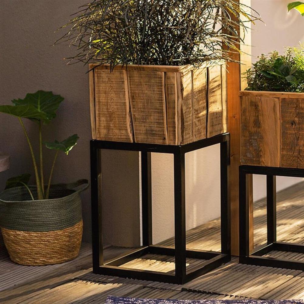 Pflanzer "Modern" aus recyceltem Holz mit Metall Gestell, Upcycling Blumentopf, Pflanztopf, Pflanzgefäß für Drinen & Draußen, Gartendeko Bild 1