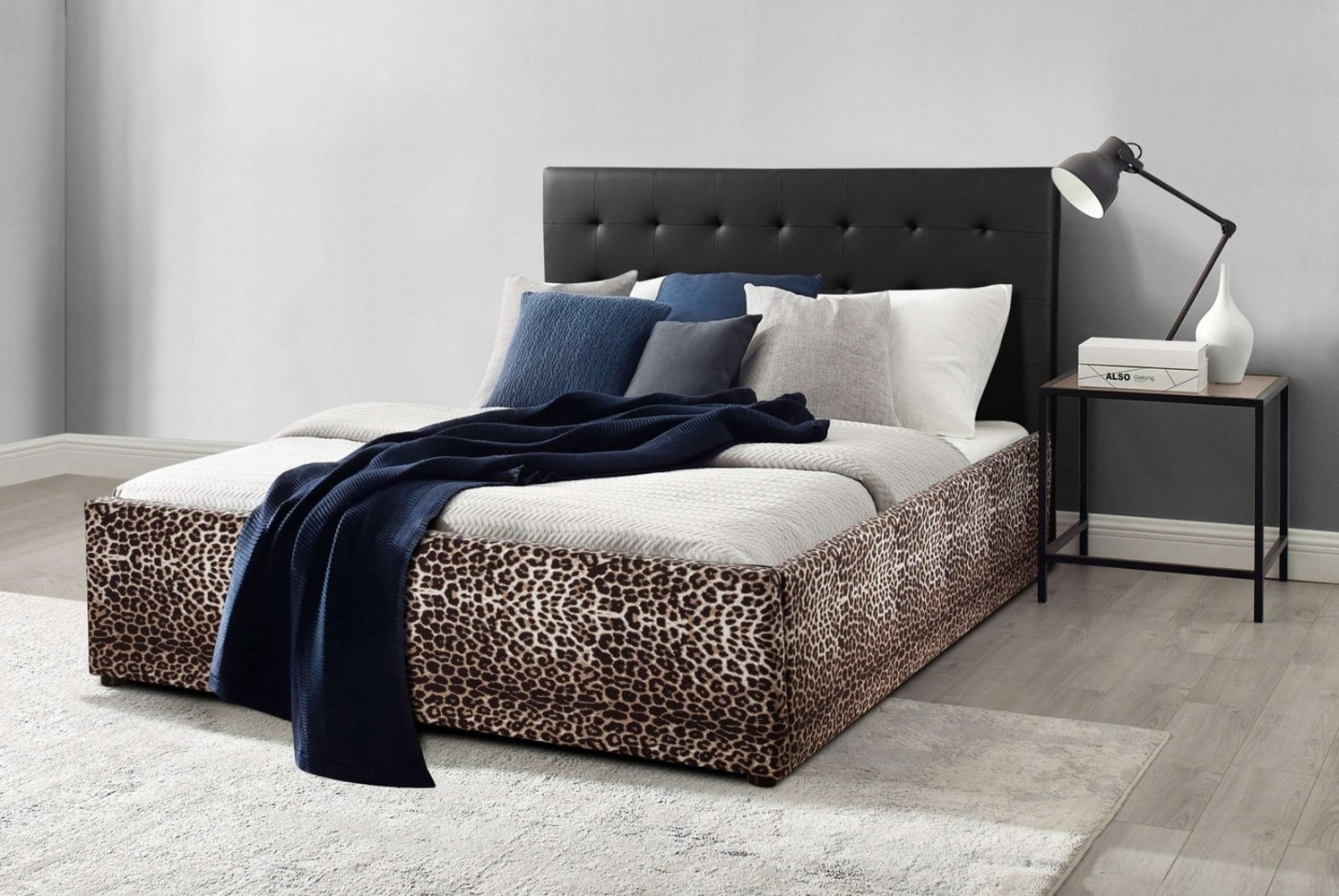 Home affaire Polsterbett Hamar-Leo, OTTO's Choice, Leopardenbett, Kunstleder mit Veloursstoff (Liegefläche 140 cm x 200 cm, Belastbarkeit 250 KG), hohe Belastbarkeit! Angesagtes Design "Leopard" absoluter Hingucker Bild 1