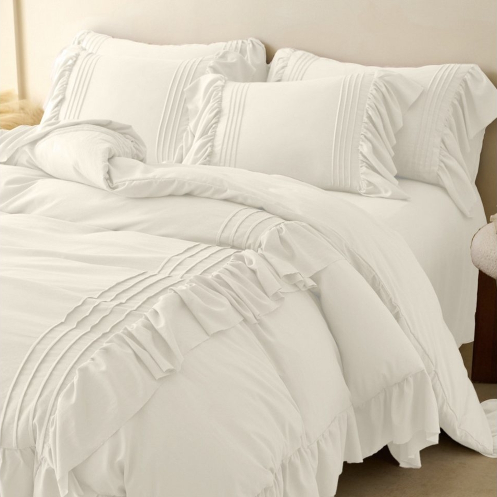 BYSURE Bettwäsche, 2 teilig, Romantisches Rüschen-Steppset 2-teilig, 3-teilig Bild 1