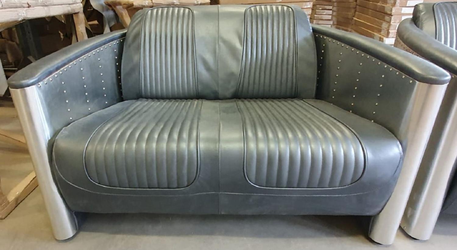 Casa Padrino Luxus Art Deco Leder Sofa Grau / Silber 172 x 70 x H. 82 cm - Aluminium Wohnzimmer Sofa mit Echtleder - Aluminium Flugzeug Flieger Sofa Möbel Bild 1