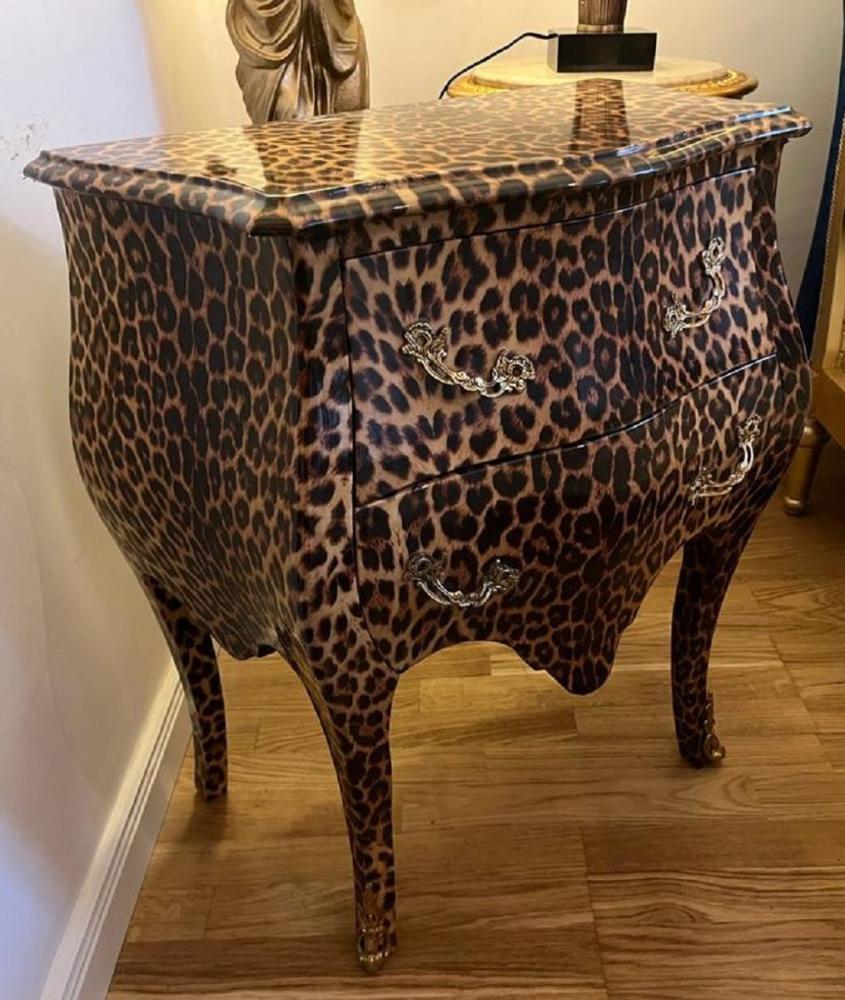 Casa Padrino Barock Kommode Leopard Design - Handgefertigte Barockstil Nachtkommode mit 2 Schubladen - Barock Möbel - Schlafzimmer Möbel im Barockstil - Edel & Prunkvoll Bild 1