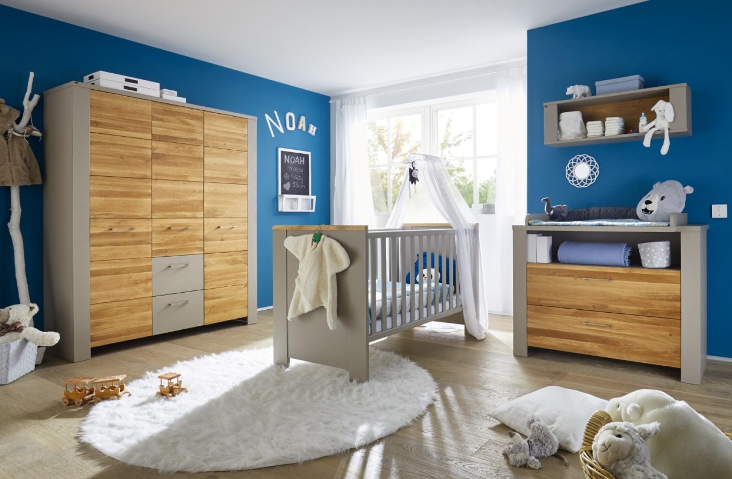 Babyzimmer Tokio in Taupe und Wildeiche geölt 5 teilig mit Kleiderschrank, Kinderbett Babybett mit Umbauseiten, Wickelkommode und Wandregal - Kinderzimmer komplett Set von Mäusbacher - MD110651 Bild 1