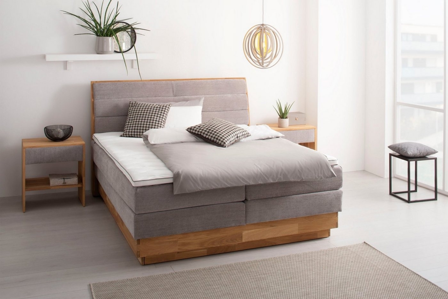 OTTO products Boxspringbett, LED-Beleuchtung, mit zertifizierten, recycelten Bezugsstoffen Bild 1