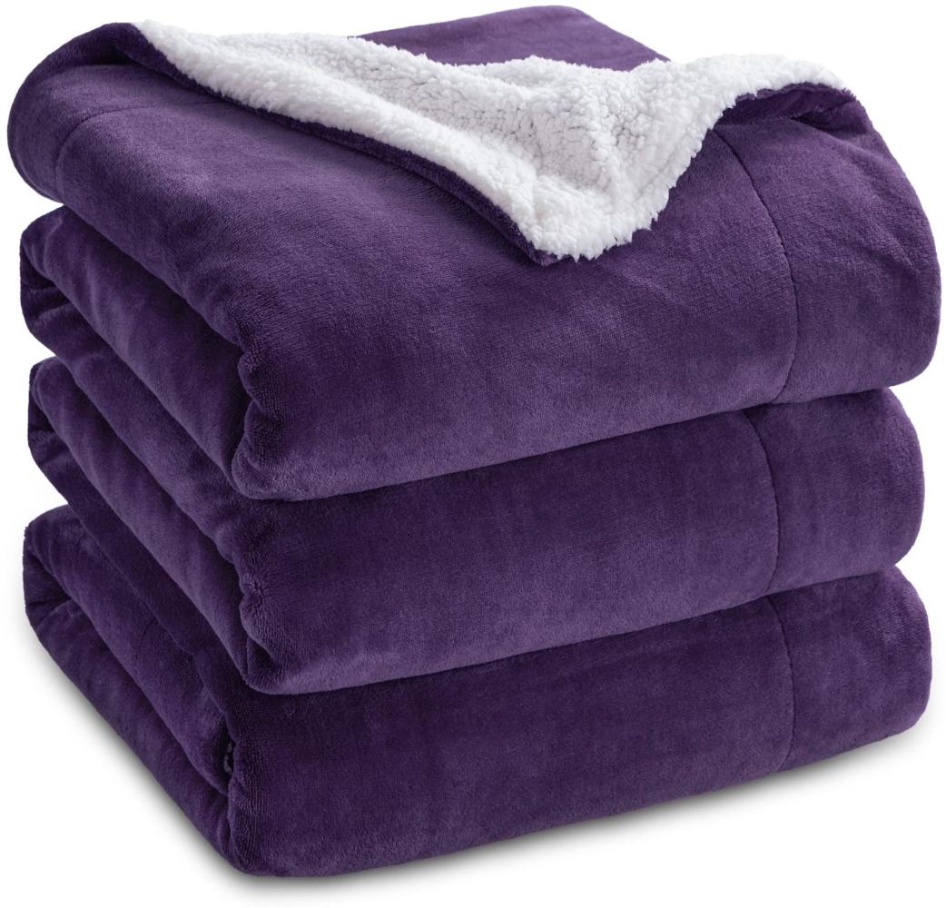 BEDSURE Decke Sofa Kuscheldecke Violett - warm Sherpa Sofaüberwurf Decke groß, Dicke Sofadecke Couchdecke, 220x240 cm XXL Wohndecke für Couch Bild 1