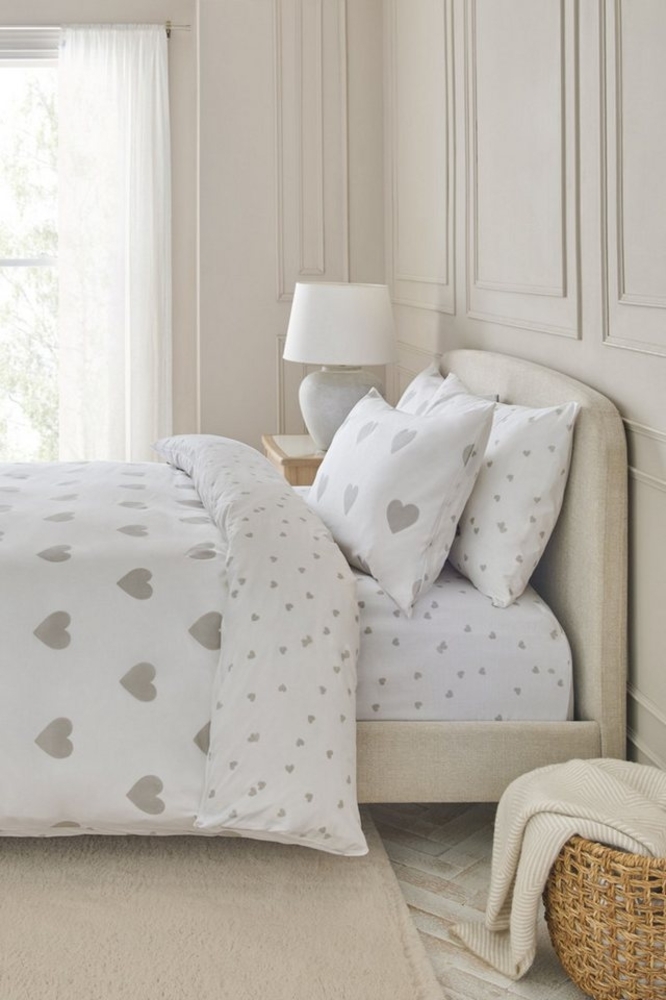 Next Bett-Set Wendbarer Bettbezug und Kissenbezug mit Herzmotiv, Bezug: Polyester (recycelt), Baumwolle Bild 1