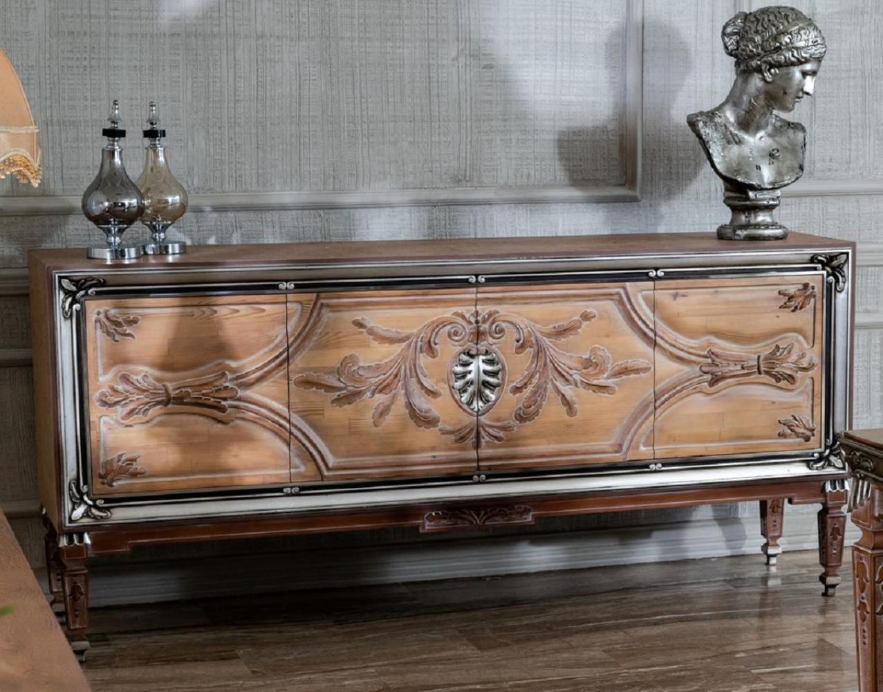 Casa Padrino Luxus Barock Sideboard mit 4 Türen Naturfarben / Beige / Braun / Silber - Edler Massivholz Schrank im Barockstil - Barock Möbel Bild 1