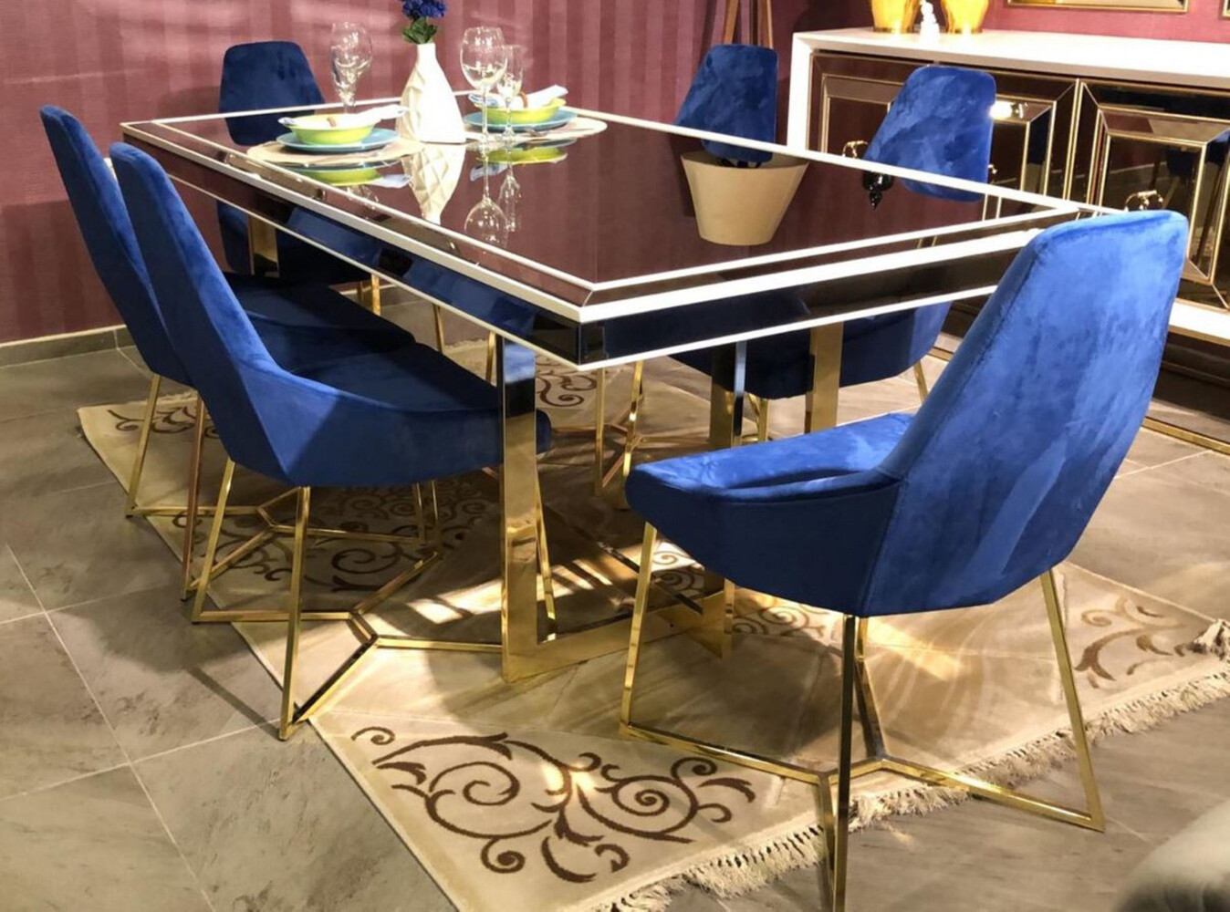 Casa Padrino Luxus Esszimmerstuhl 6er Set Blau / Gold 54 x 53 x H. 98 cm - Luxus Küchen Stühle - Esszimmer Möbel - Küchen Möbel - Luxus Möbel - Luxus Einrichtung - Esszimmer Einrichtung Bild 1