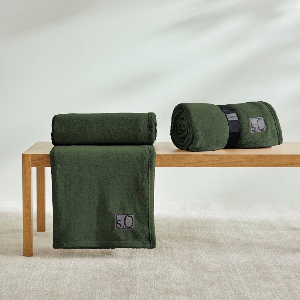s.Oliver 'Oro' Wohndecke, flauschig, warm & waschbar, Polyester dunkelgrün, 150x200 cm Bild 1