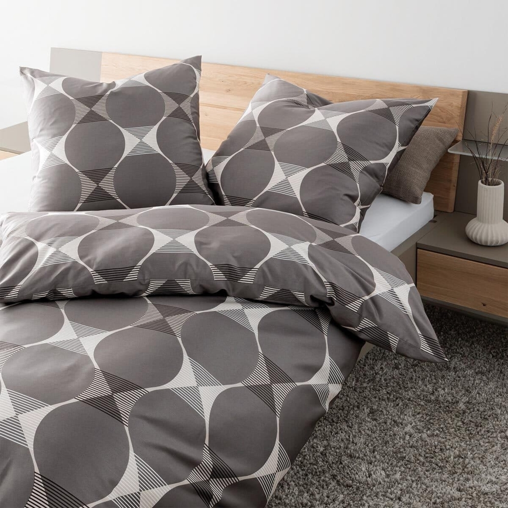 Janine Mako-Satin Bettwäsche J.D. 87103 taupe|200x220 cm + 2x 80x80 cmJanine Mako-Satin Bettwäsche J.D. 87103 taupe Bild 1