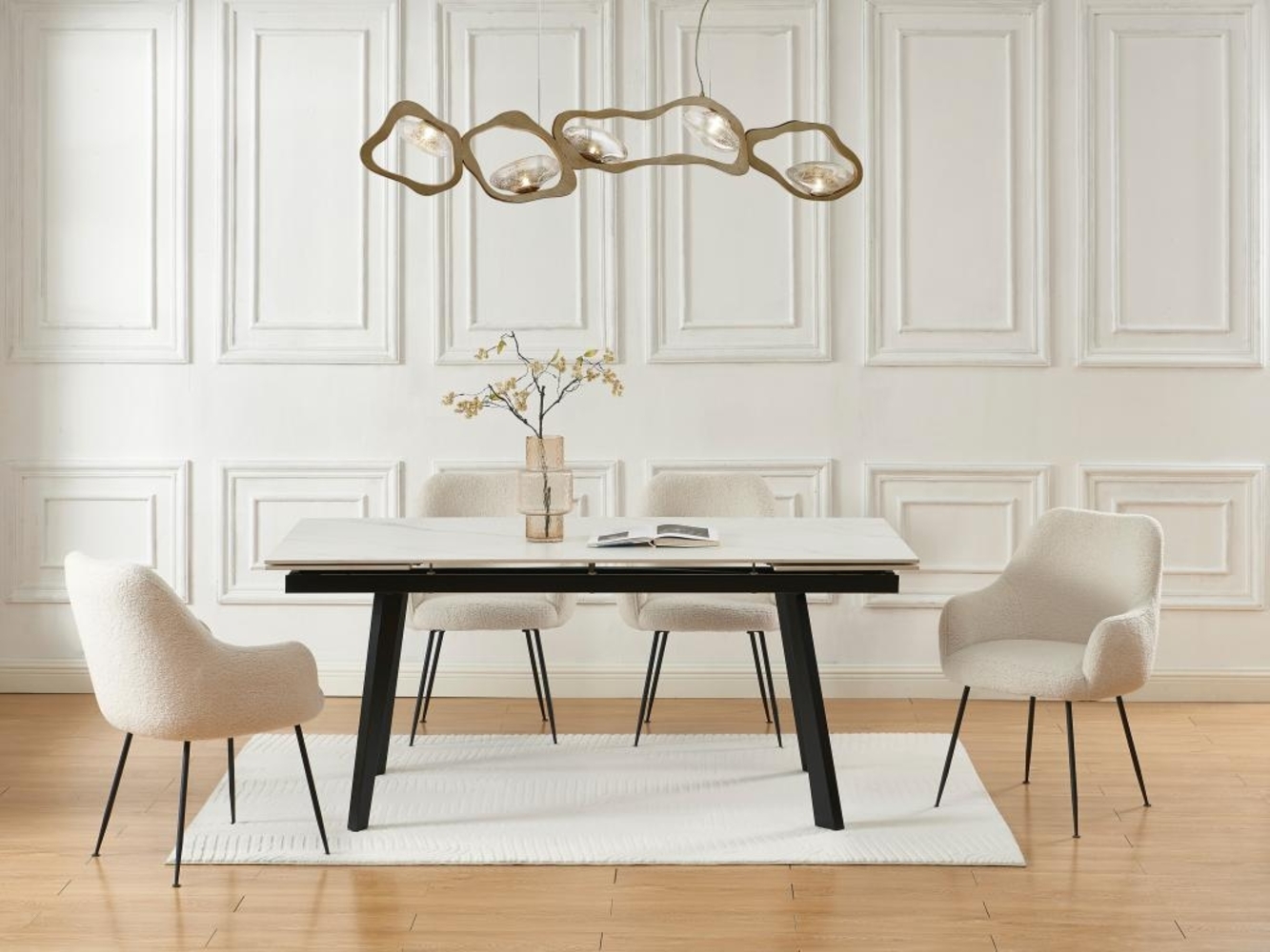 Vente-unique - Esstisch ausziehbar - 6 bis 10 Personen - Keramik & Metall - Marmor-Optik Weiß & Schwarz - MARVENA Bild 1