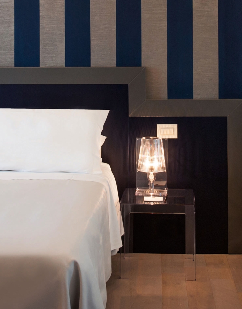 Nachttischlampe Take glasklar Bild 1