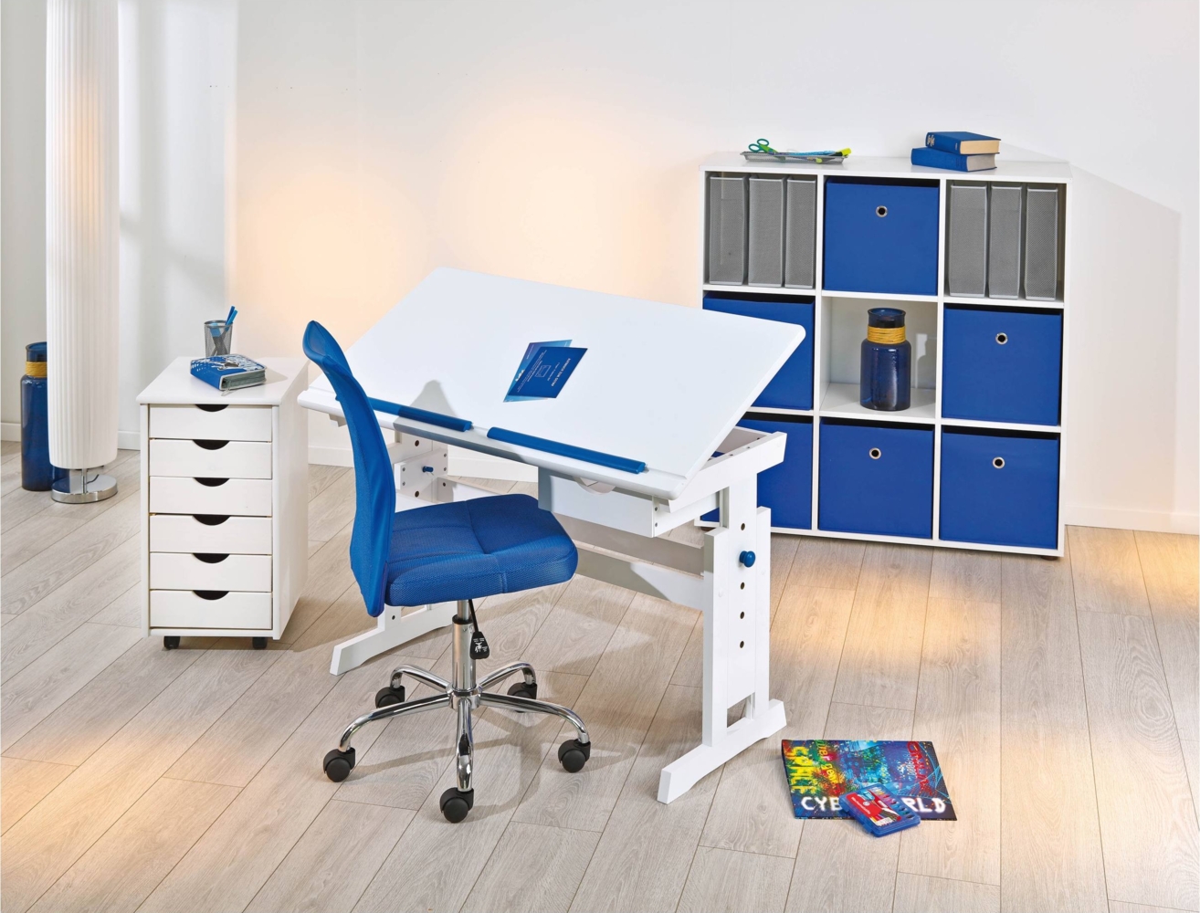 Kinderschreibtisch BARU mit Rollcontainer SIMON und Stuhl Bonnie blau Bild 1