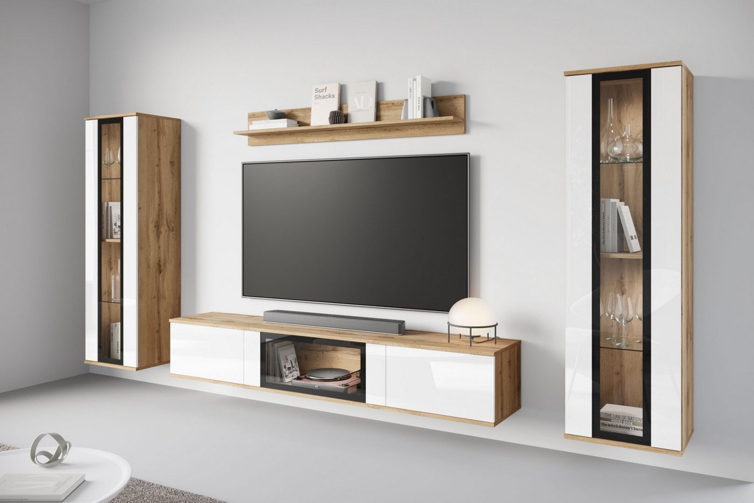 INOSIGN Wohnwand Caro, stehend und hängend montierbar, (Komplett-Set, 4-St, Vitrine Türanschlag links/rechts wechselbar), grifflose Design, höhenverstellbare Einlegeböden Bild 1